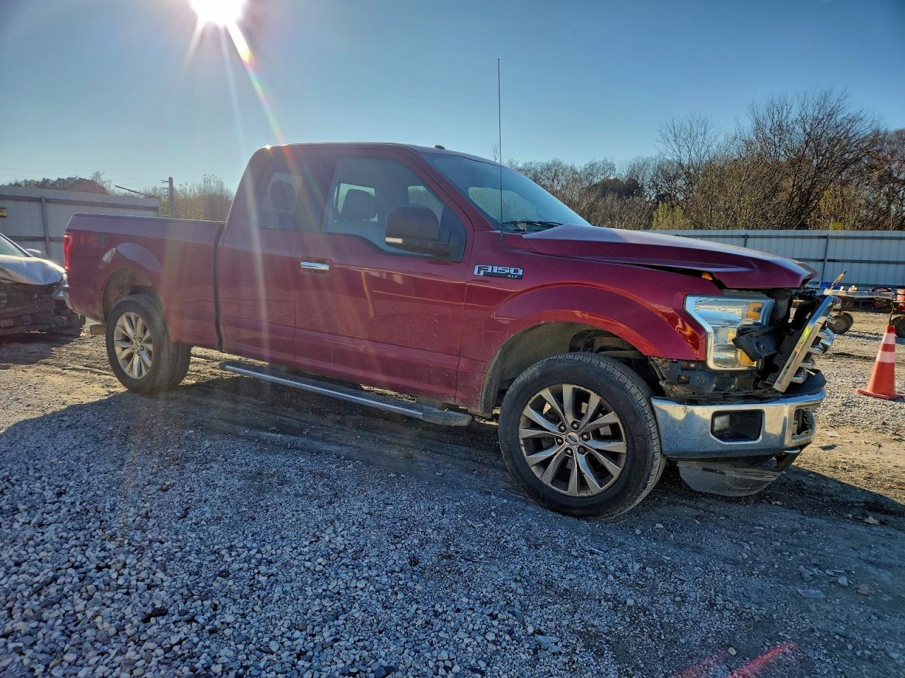 Ford F-150 Super Cab Image 5