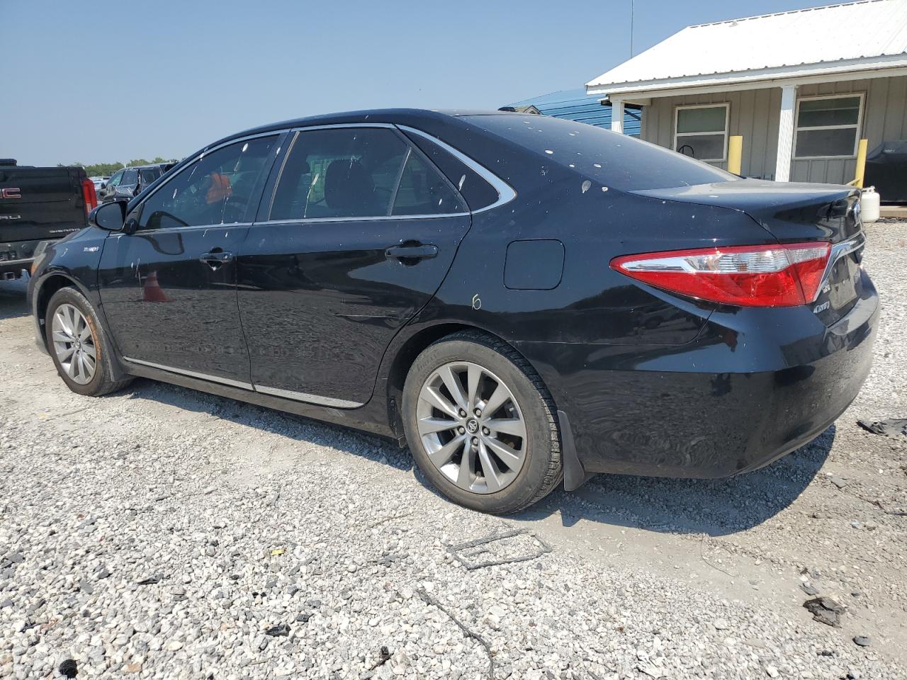 Toyota Camry Hybrid Image 9