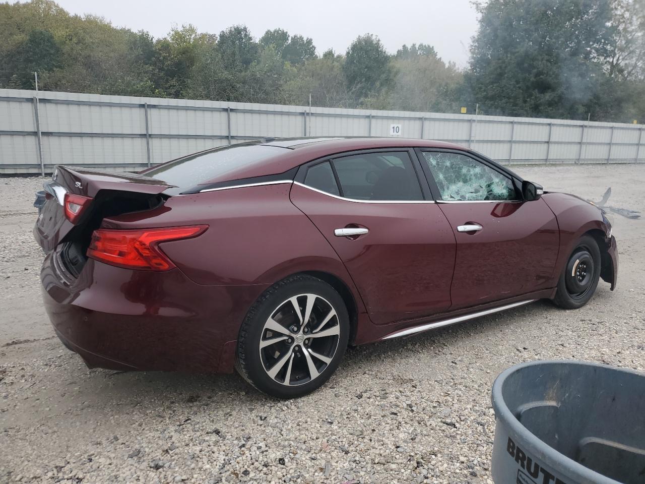 Nissan Maxima 3.5s Image 12