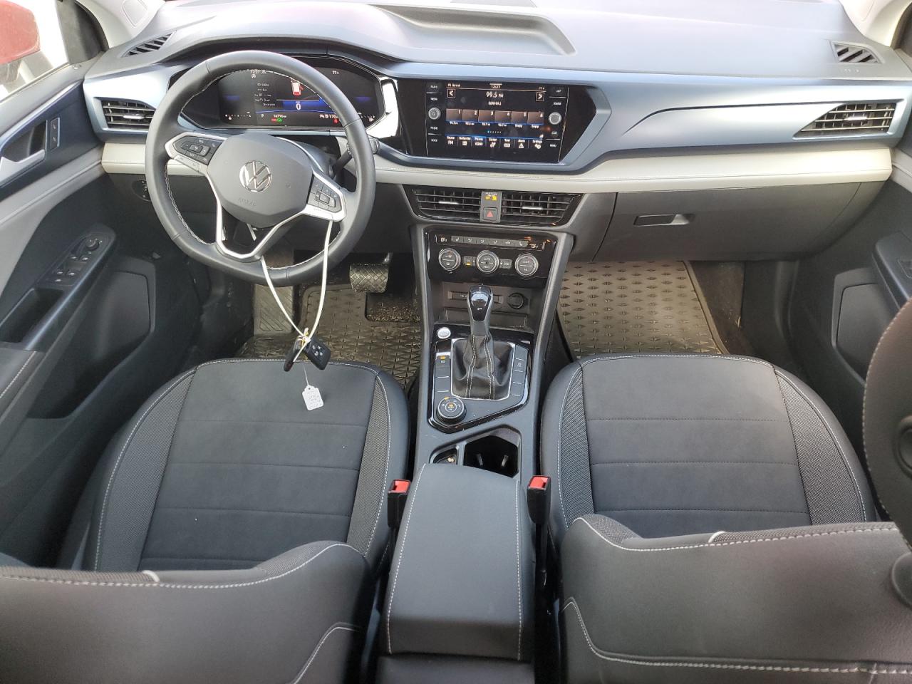 Volkswagen Taos Se Image 14