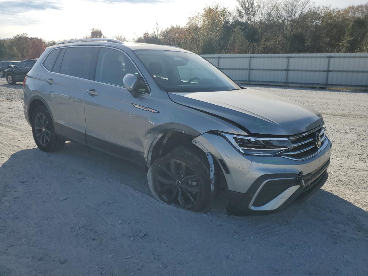 Volkswagen Tiguan Se Image 3