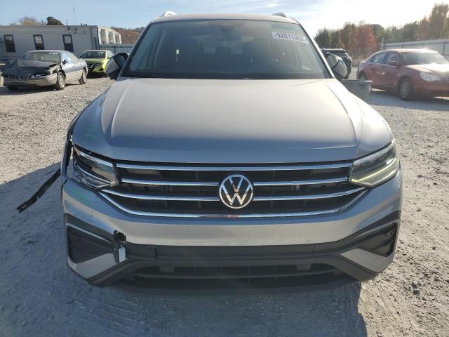 Volkswagen Tiguan Se Image 12