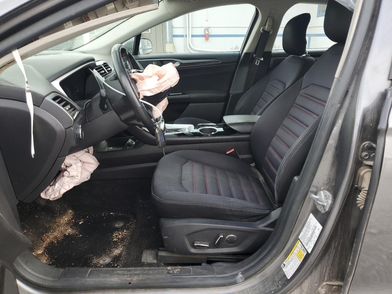 Ford Fusion Se Image 12