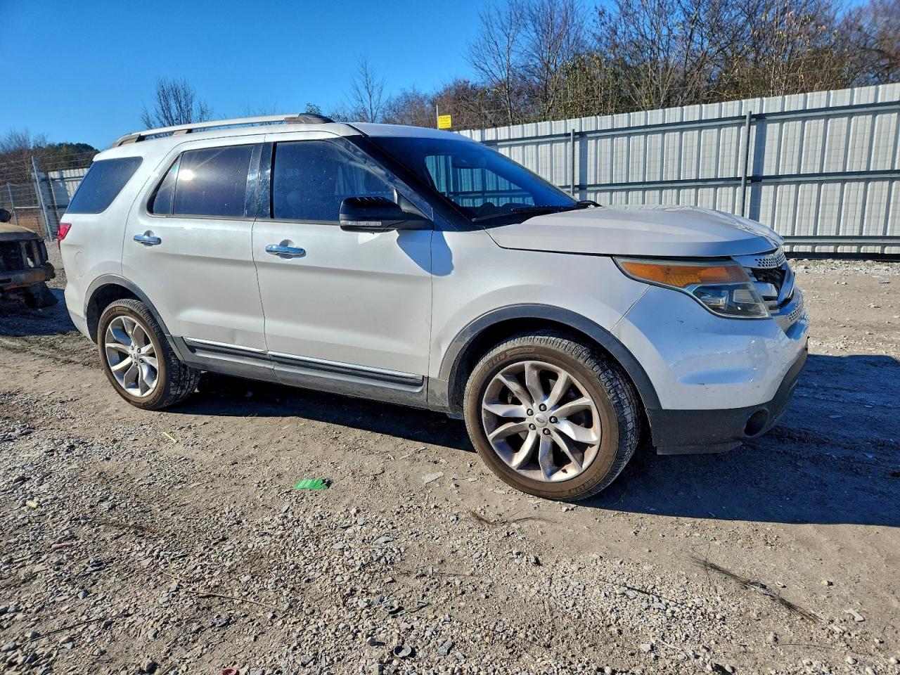 Ford Explorer Xlt Image 3