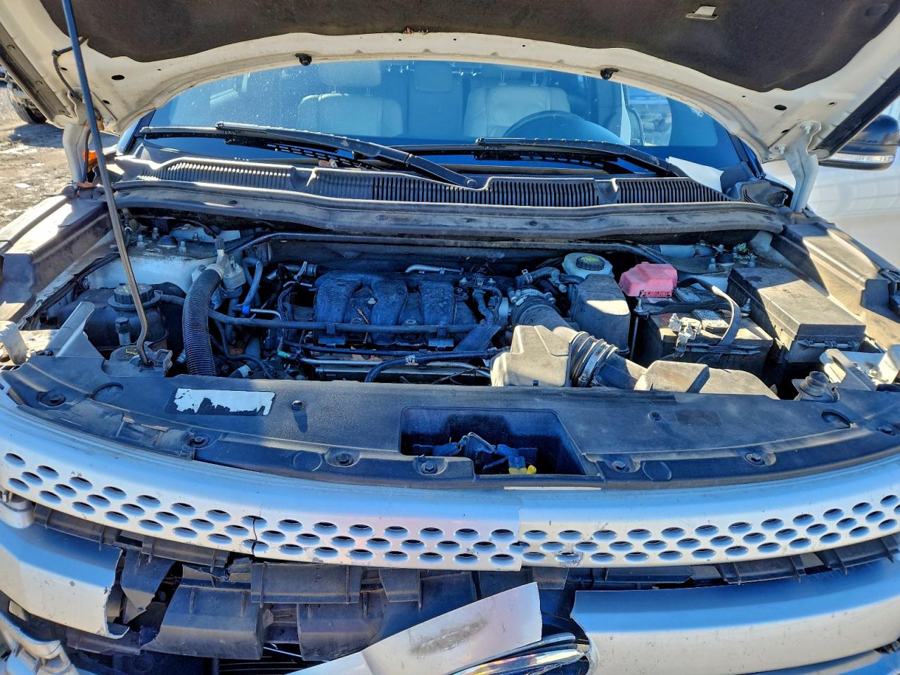 Ford Explorer Xlt Image 11