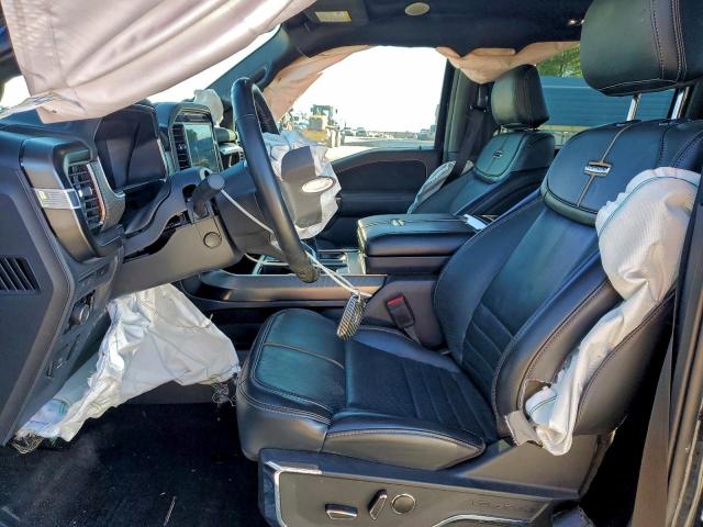 Ford F-150 Supercrew Image 2