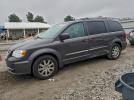 Chrysler Minivan Touring Image 1
