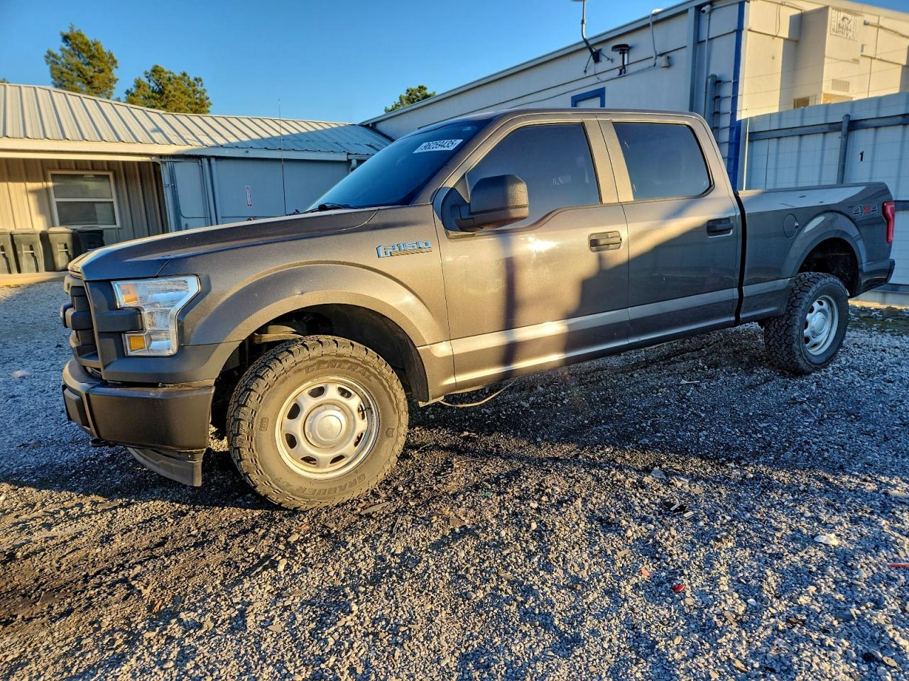 Ford F-150 Supercrew Image 1