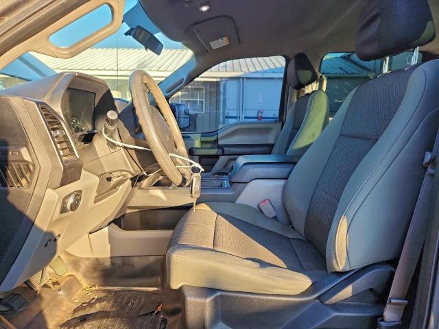 Ford F-150 Supercrew Image 8