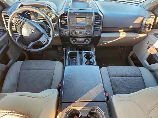 Ford F-150 Supercrew Image 10