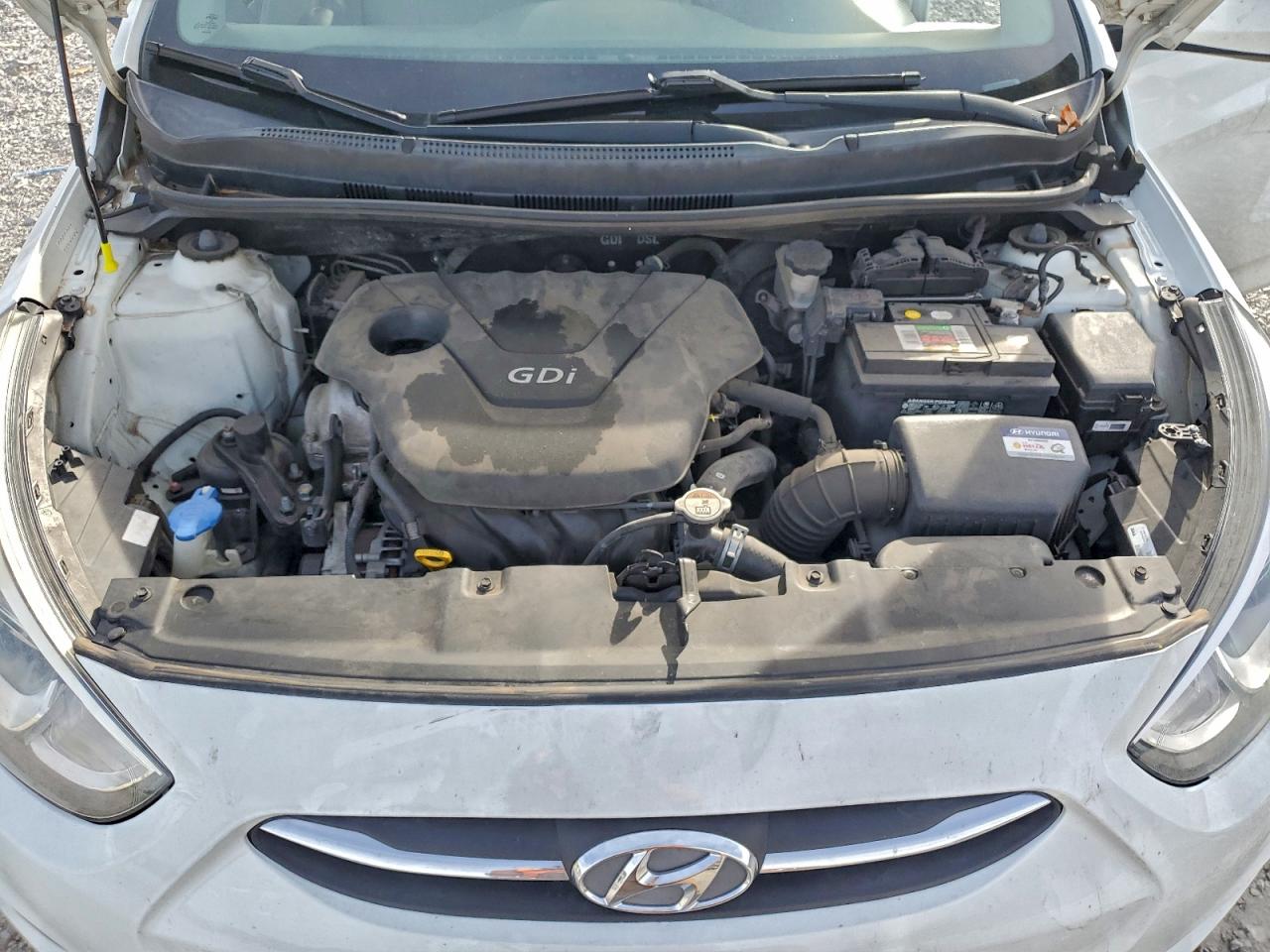 Hyundai ACCENT Se Image 11