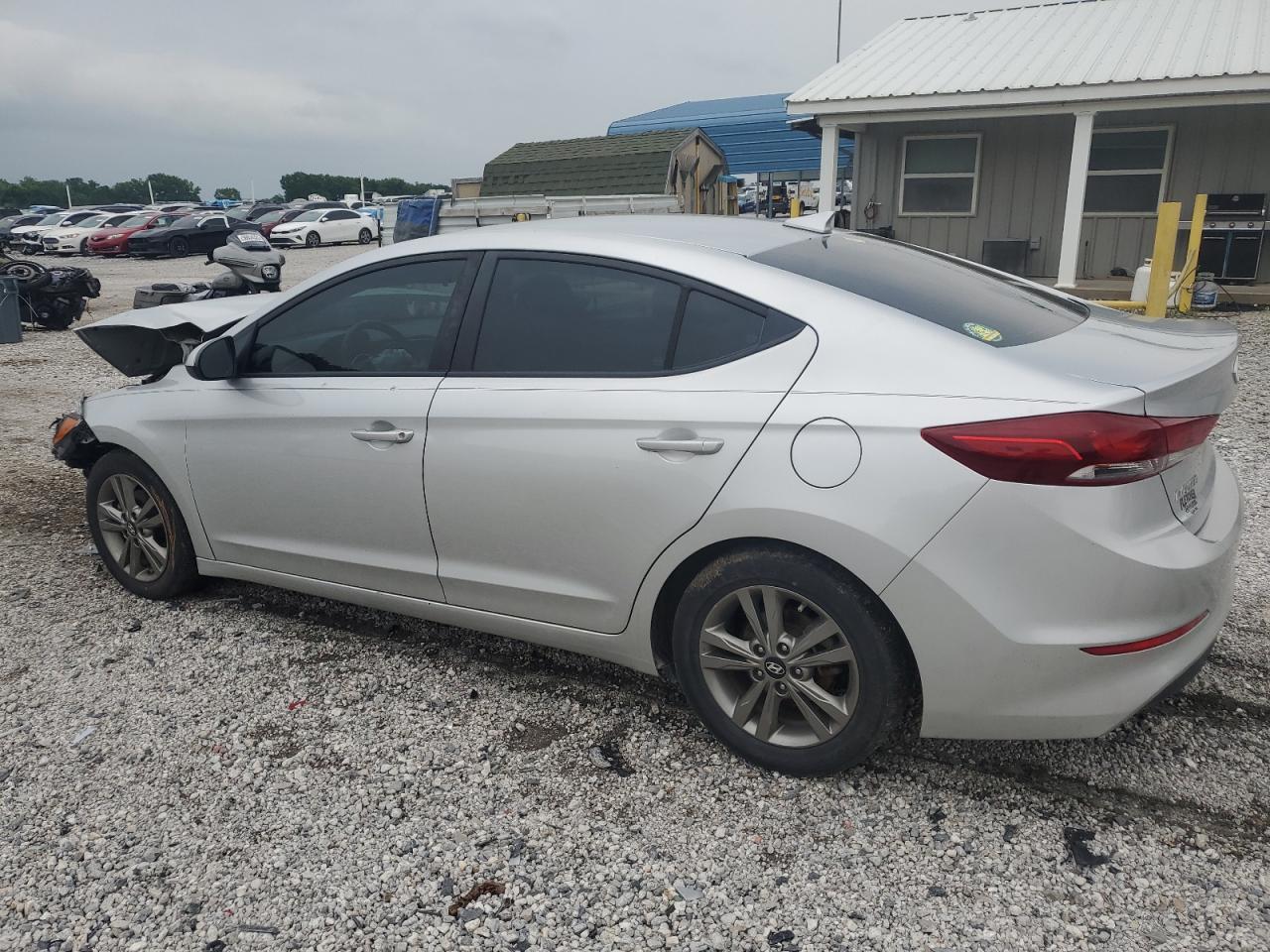 Hyundai ELANTRA Sel Image 6
