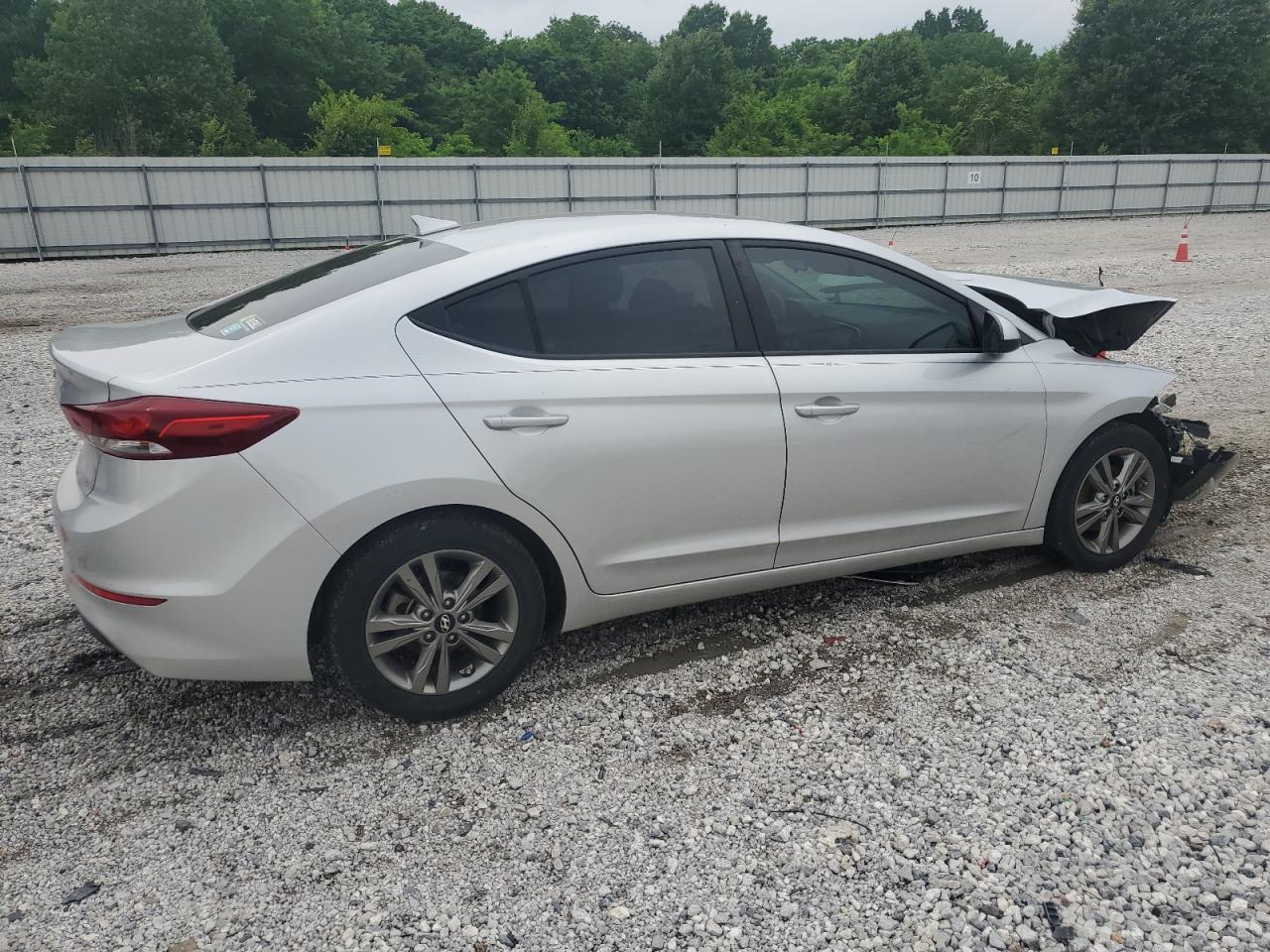 Hyundai ELANTRA Sel Image 7