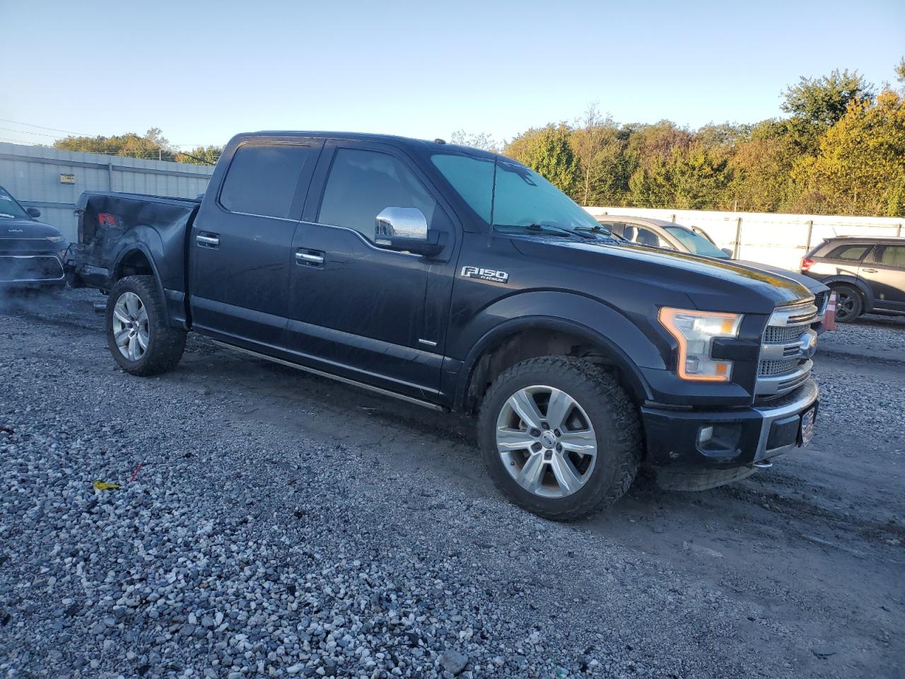 Ford F-150 Supercrew Image 11
