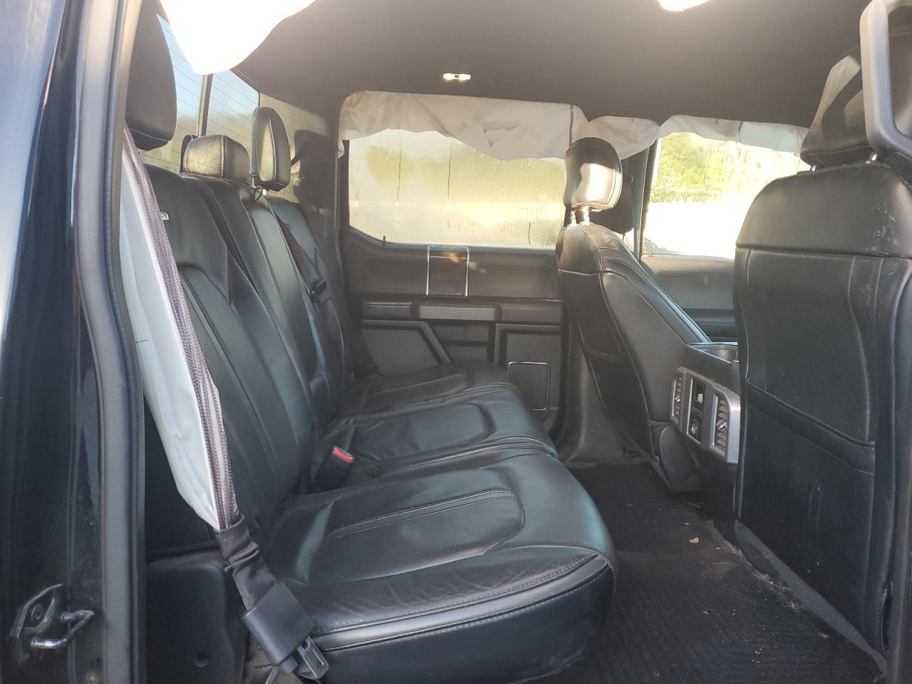 Ford F-150 Supercrew Image 12