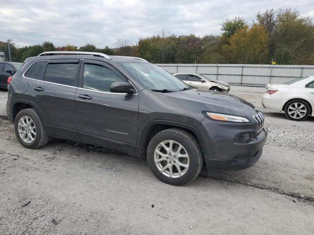 Jeep Grand Cherokee Latitude Image 3