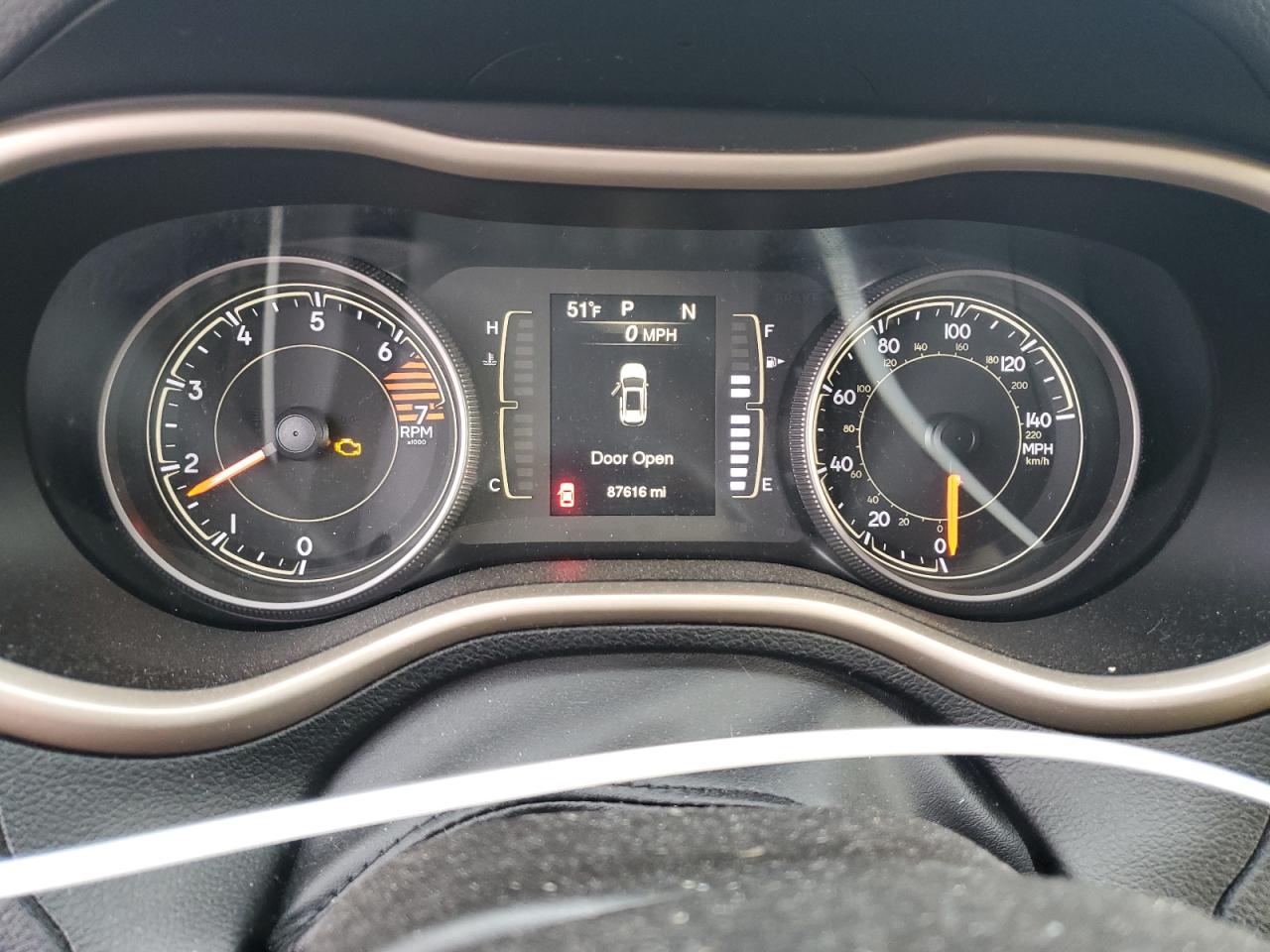 Jeep Grand Cherokee Latitude Image 13