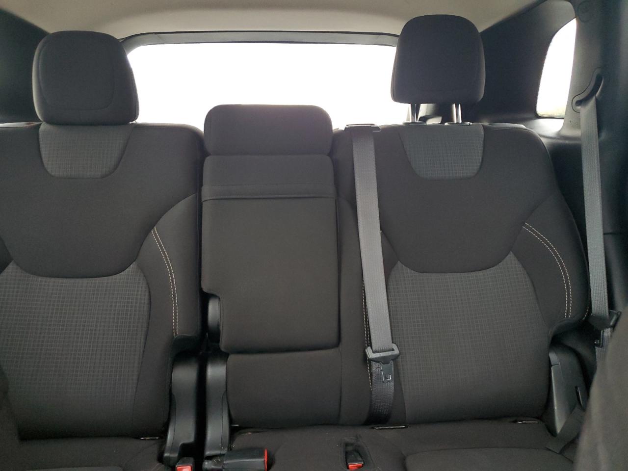 Jeep Grand Cherokee Latitude Image 12