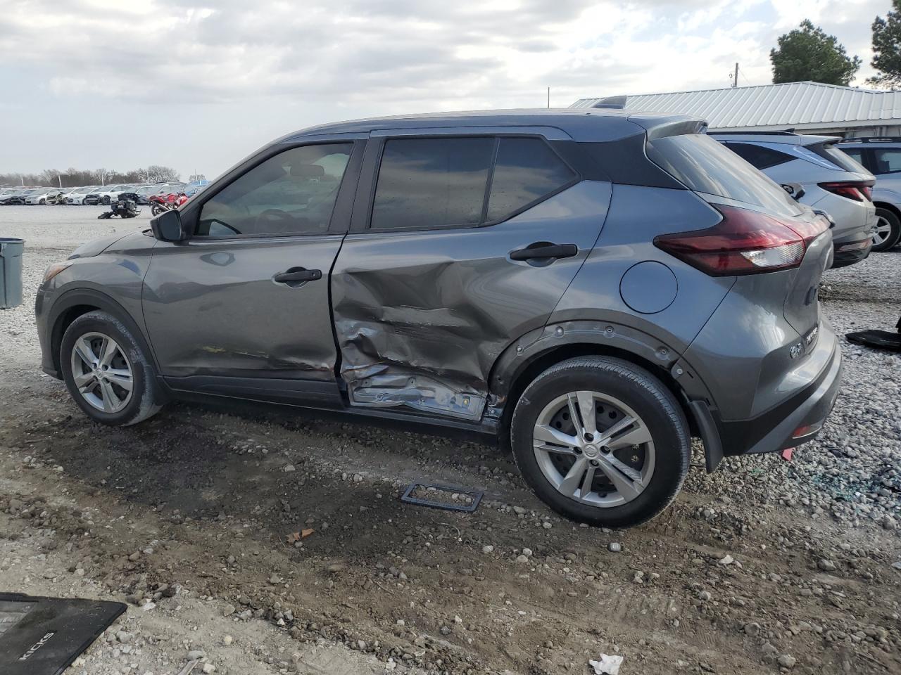 Nissan Kicks S Image 3