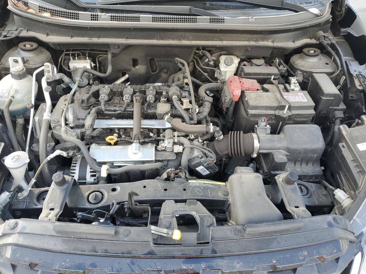 Nissan Kicks S Image 2