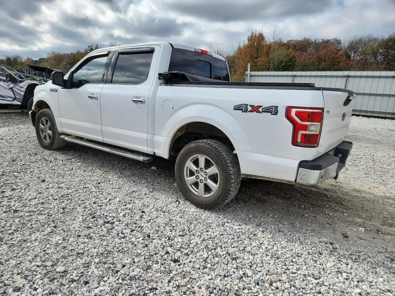 Ford F-150 Supercrew Image 8