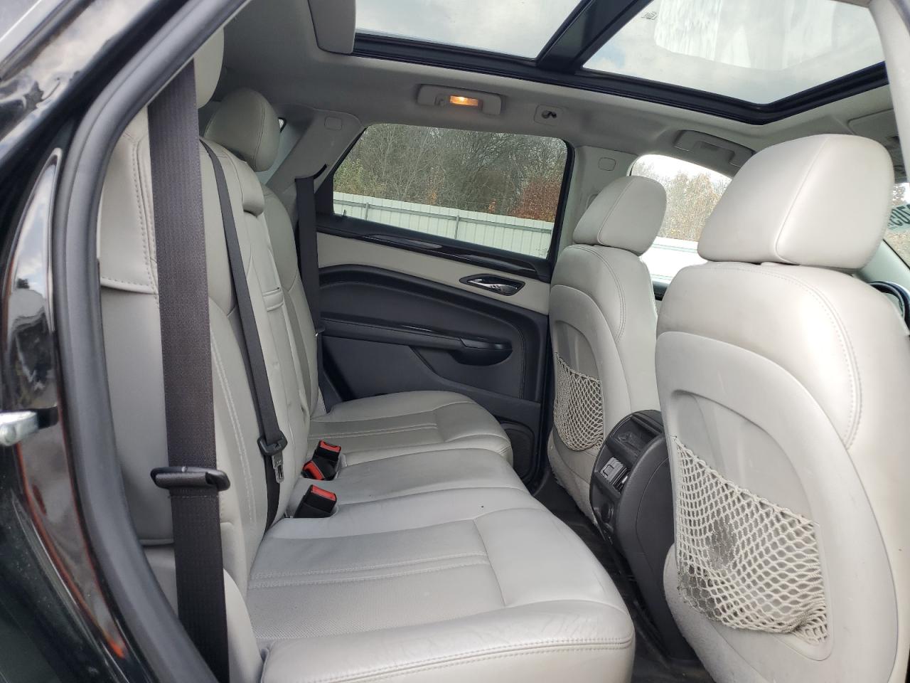 Cadillac SRX Luxury Collection Image 6