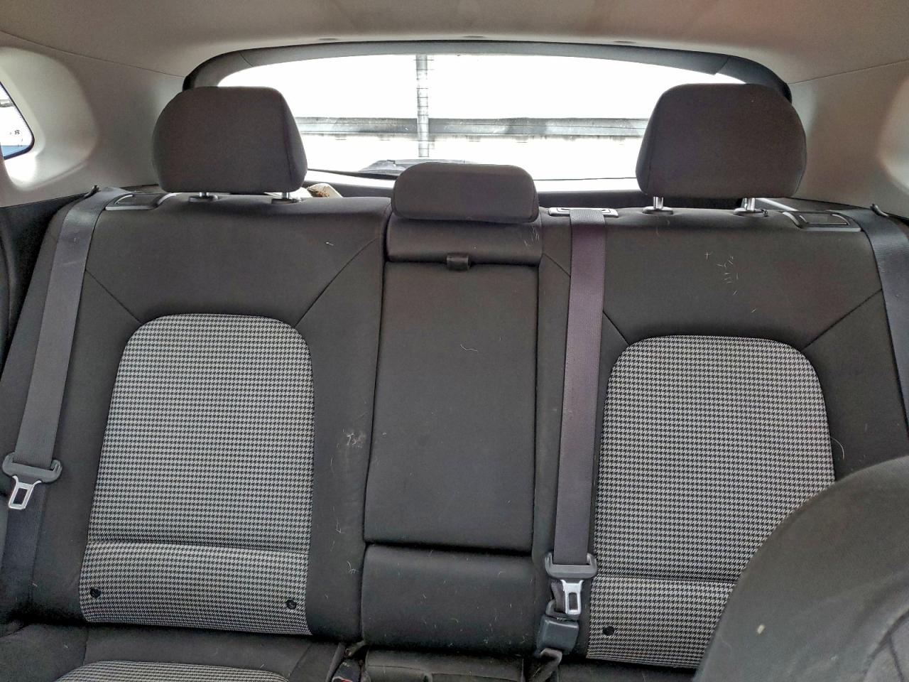 Hyundai KONA Sel Image 2