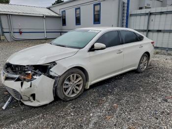  Salvage Toyota Avalon