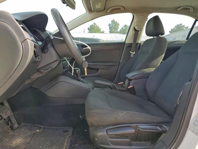 Volkswagen Jetta S Image 9