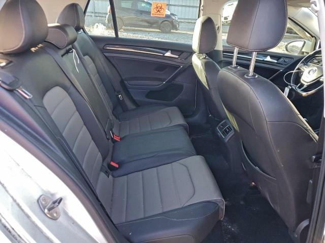 Volkswagen Golf Tdi Image 11