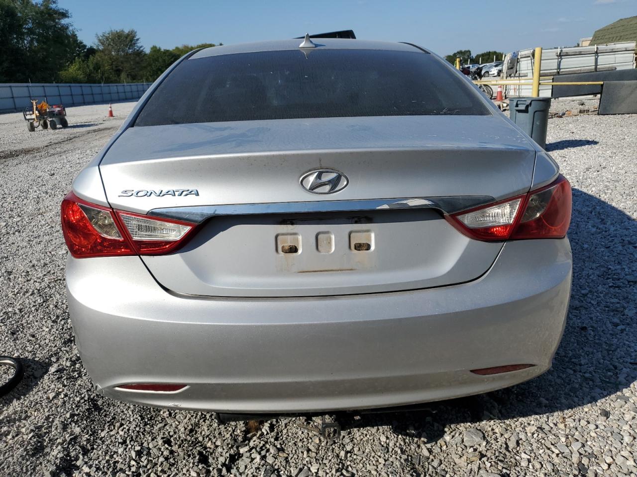 Hyundai SONATA Gls Image 6