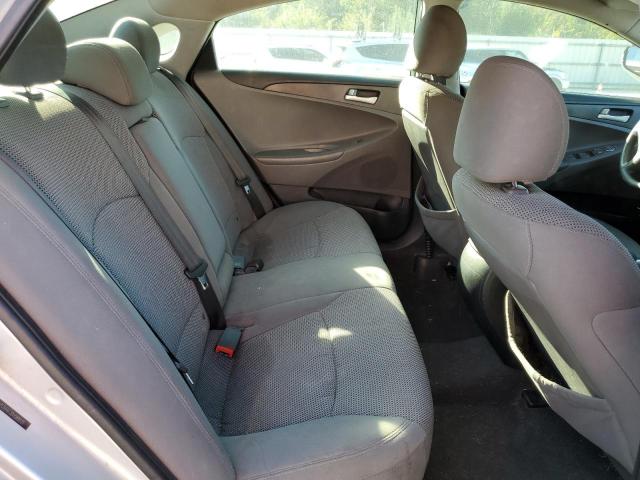 Hyundai SONATA Gls Image 9