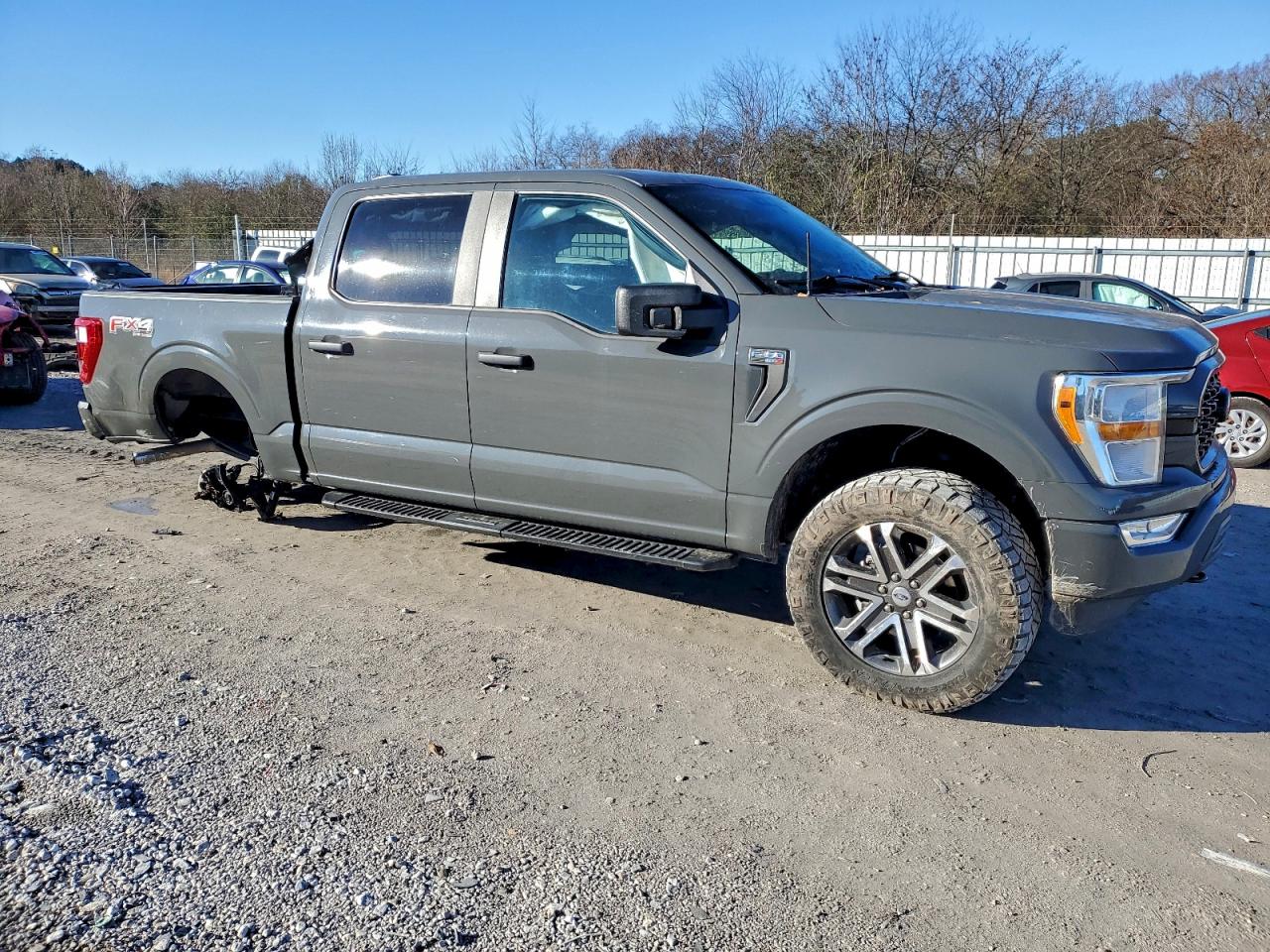 Ford F-150 Supercrew Image 3