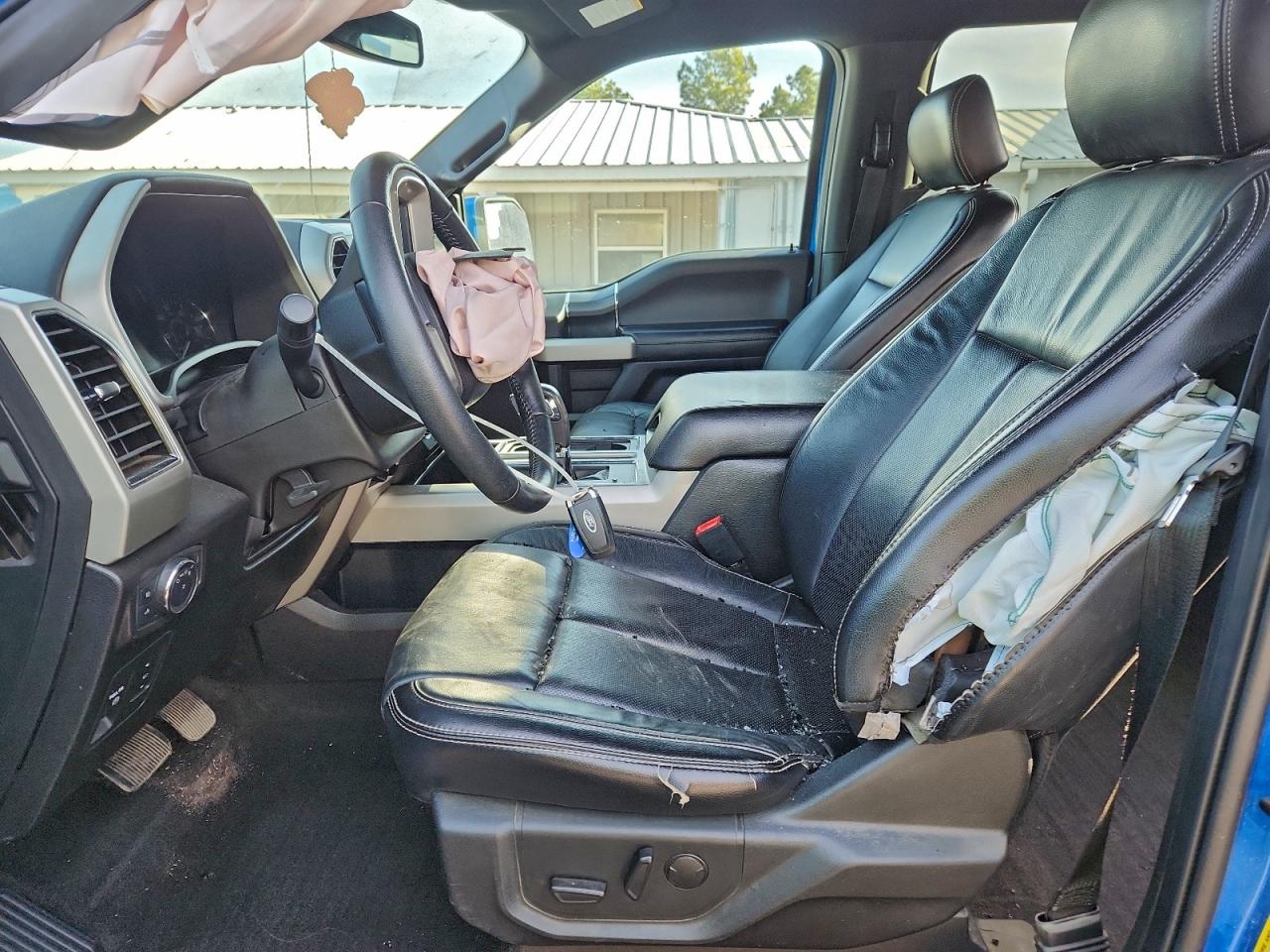 Ford F-150 Supercrew Image 9