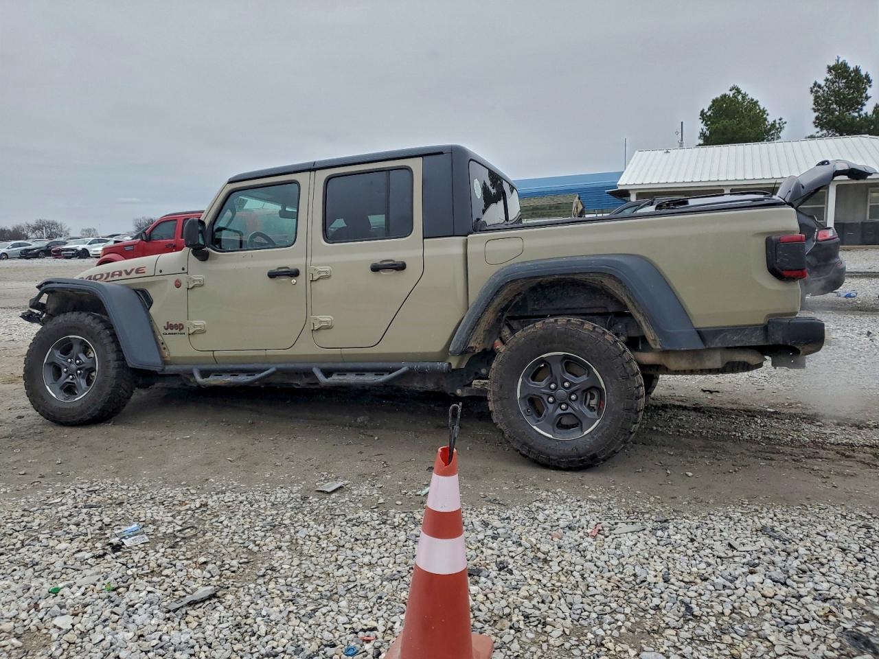 Jeep Gladiator Mojave Image 10