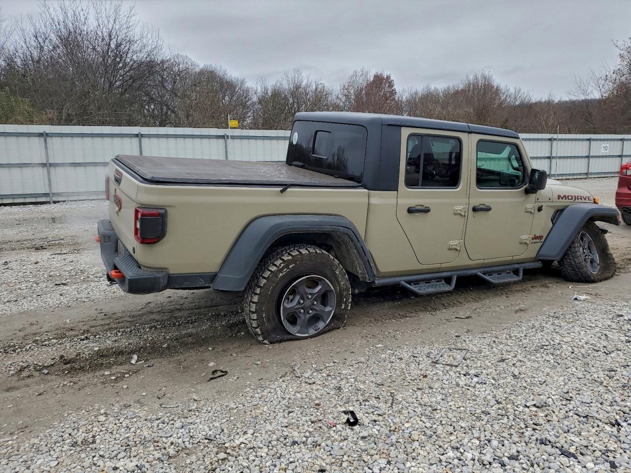 Jeep Gladiator Mojave Image 9