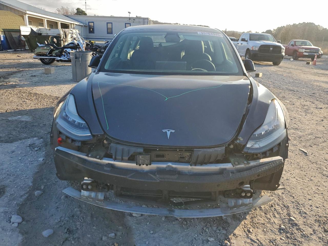 Tesla Model 3 Image 12
