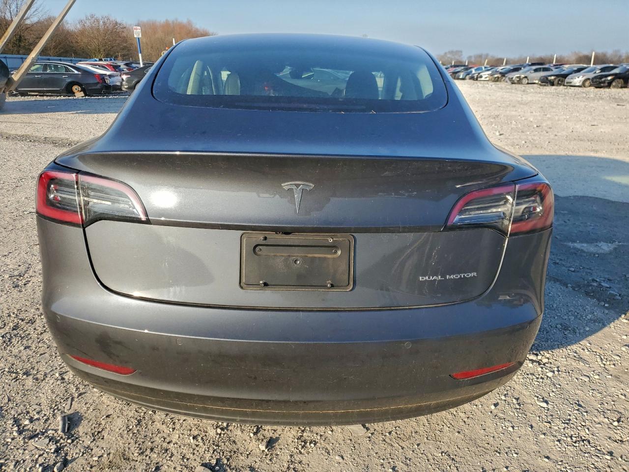 Tesla Model 3 Image 3