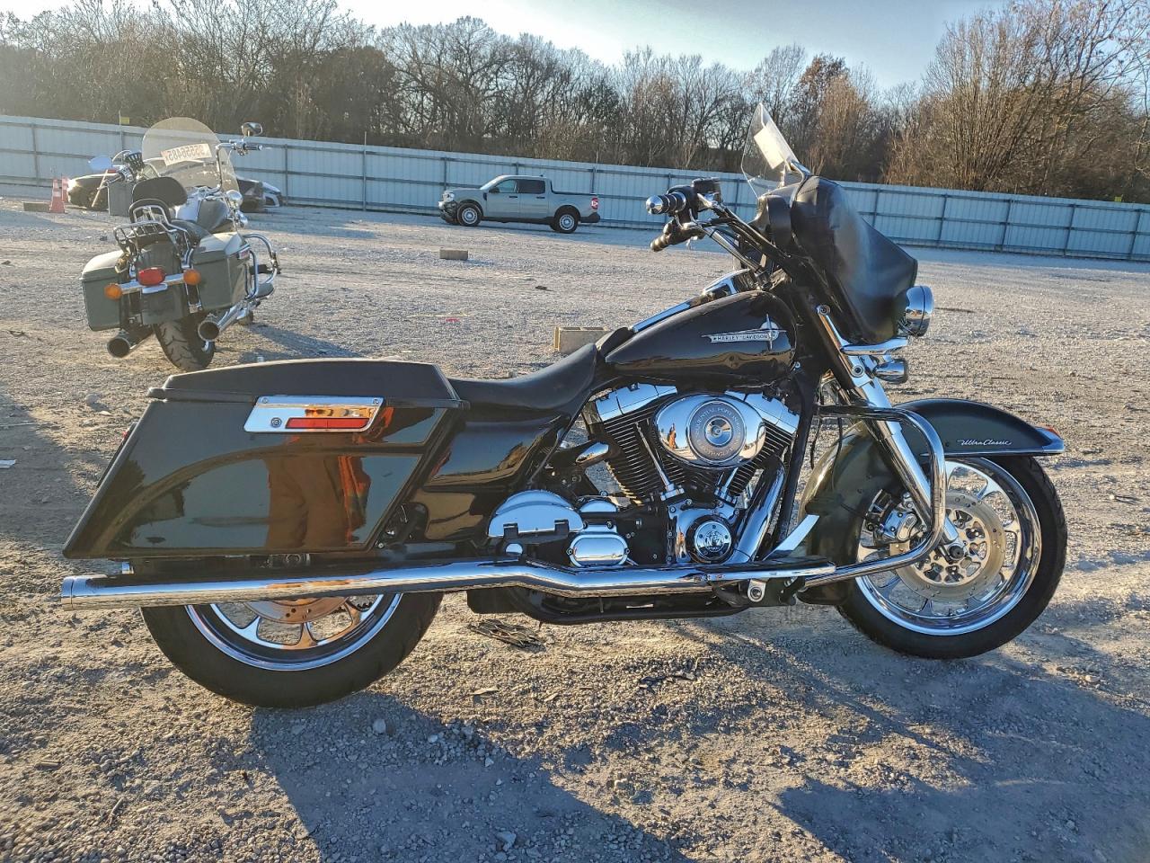 Harley-Davidson Fl Shrine Image 1