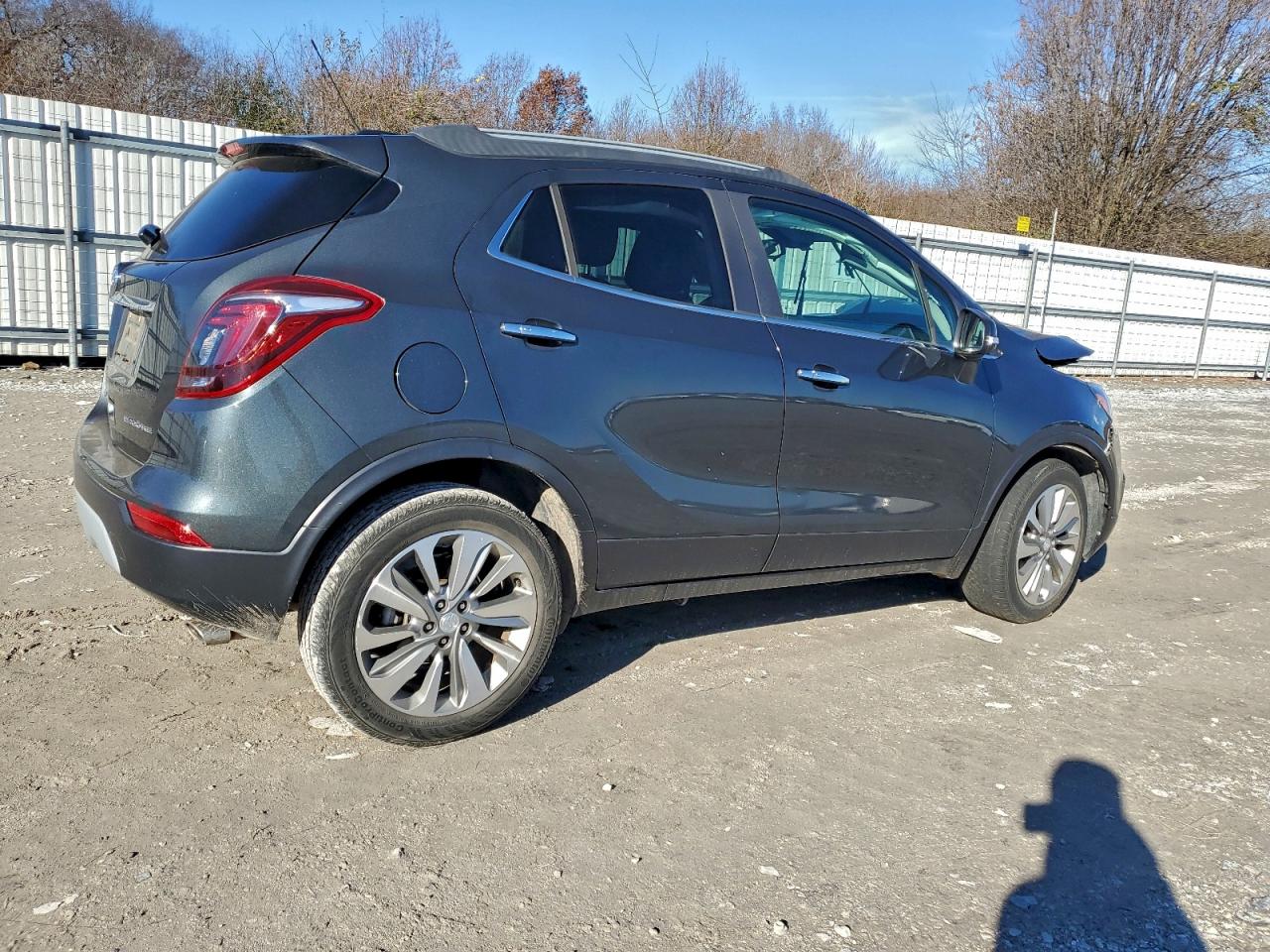 Buick Encore Preferred Image 2