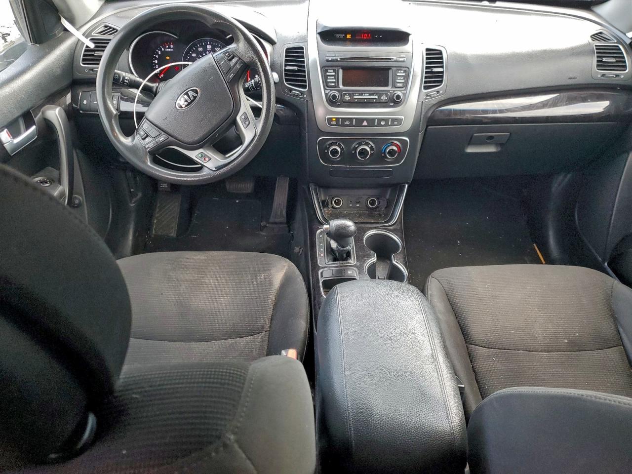 Kia Sorento Lx Image 3