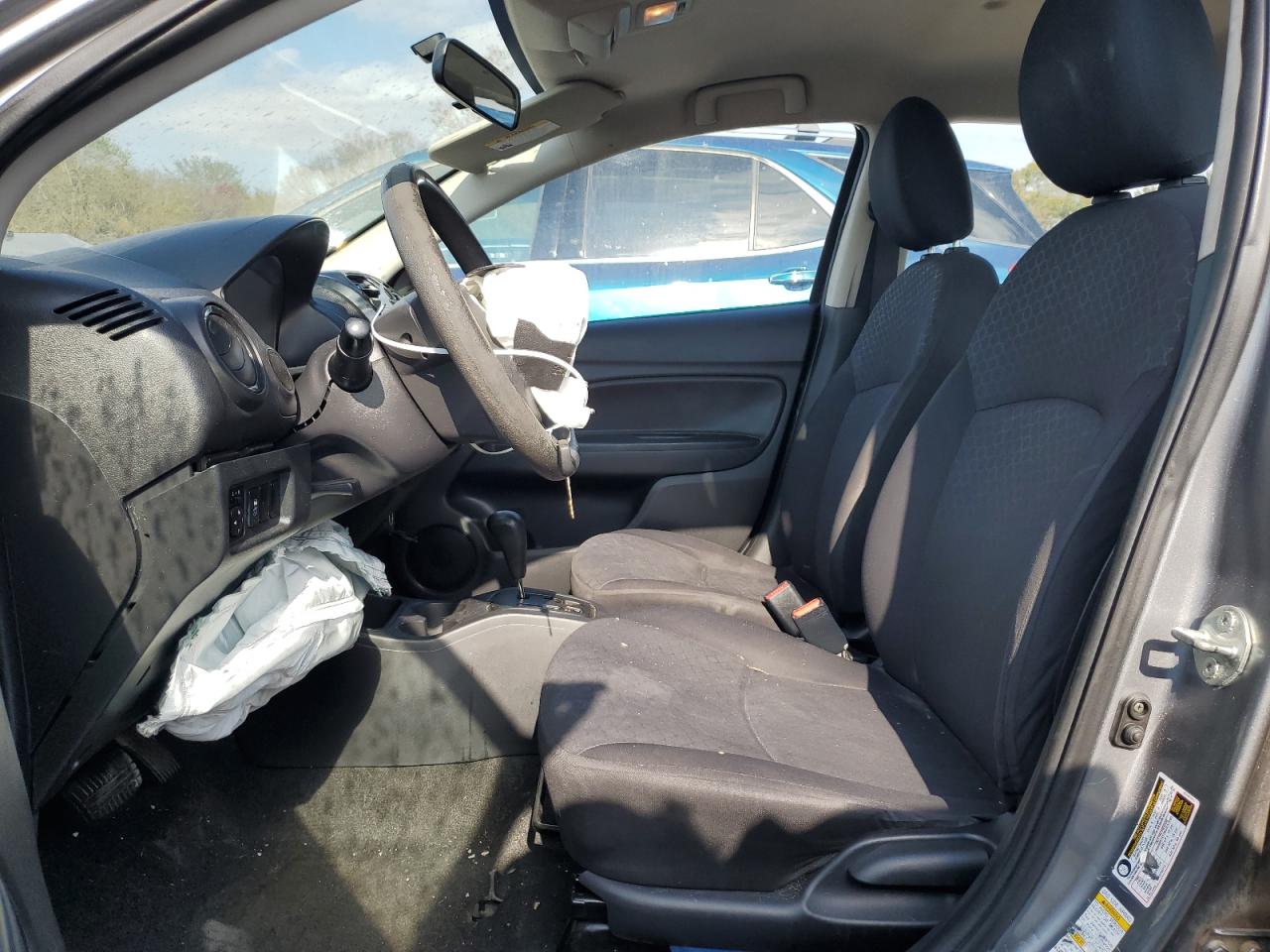 Mitsubishi Mirage De Image 10