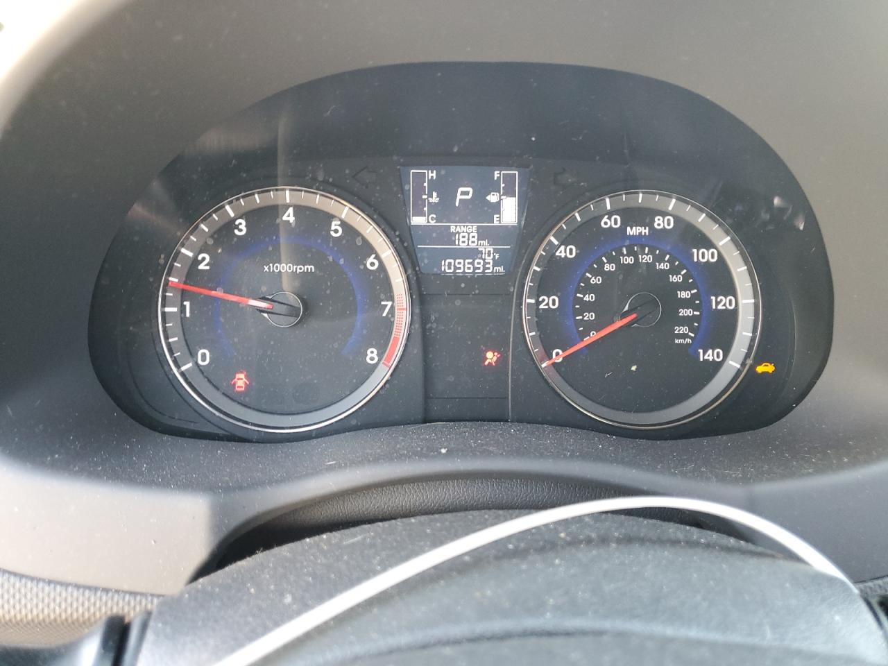 Hyundai ACCENT Se Image 9