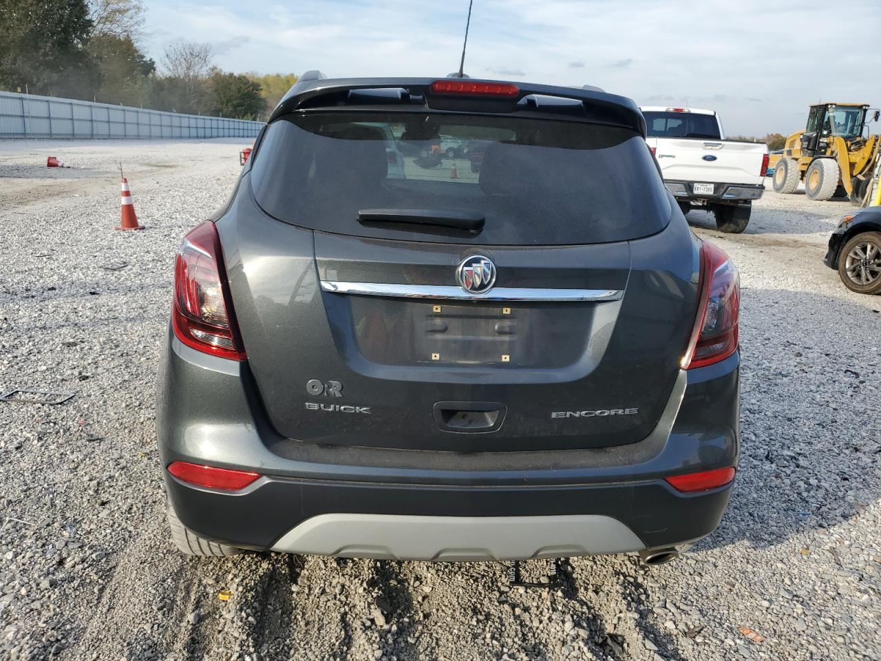 Buick Encore Sport Touring Image 6