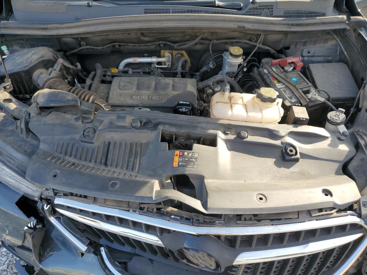 Buick Encore Sport Touring Image 2