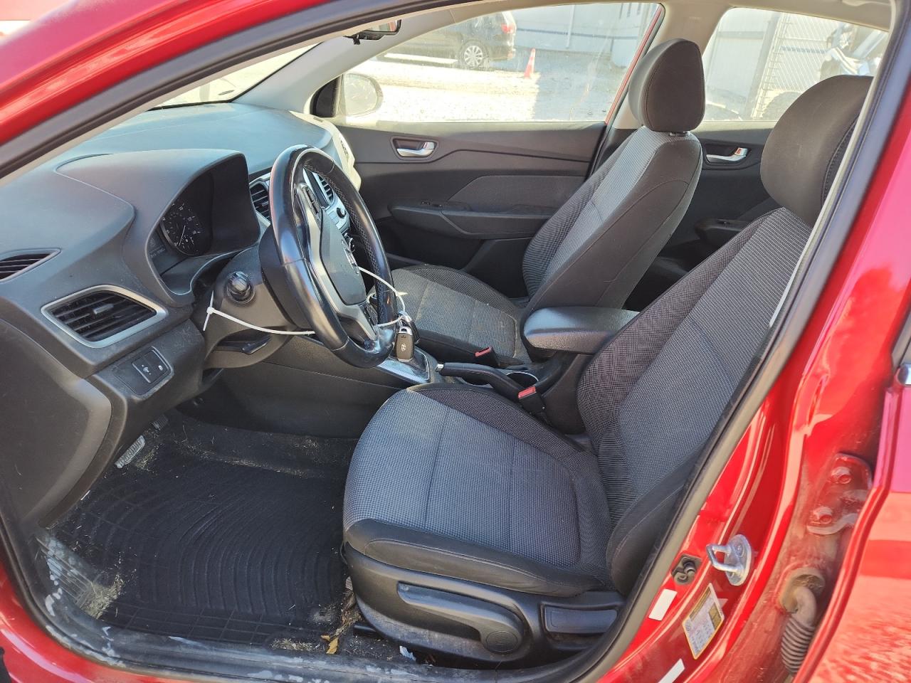 Hyundai ACCENT Limited Image 12