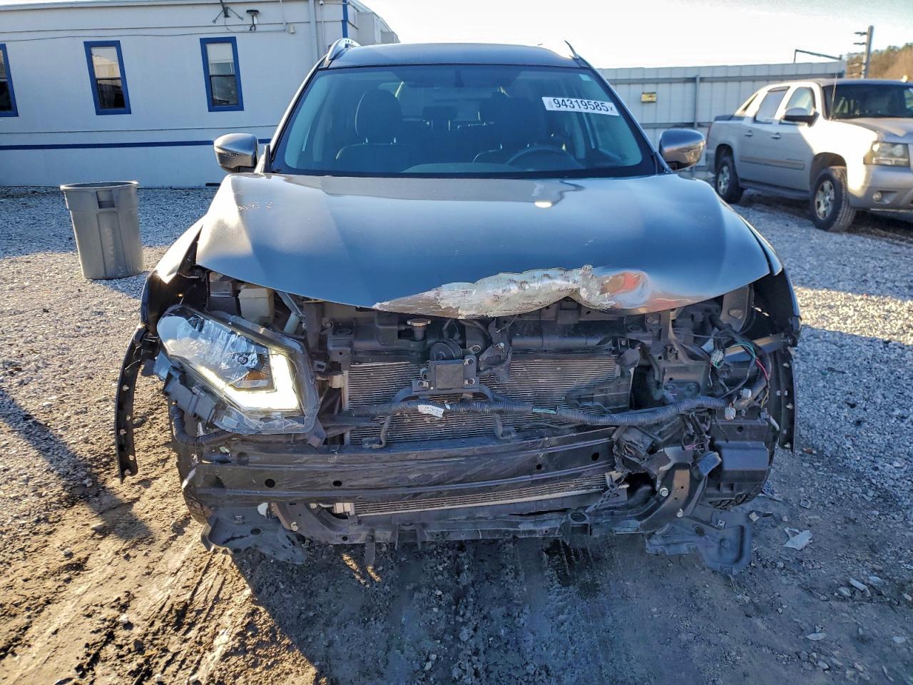 Nissan Rogue S Image 7