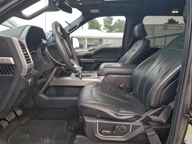 Ford F-150 Supercrew Image 6