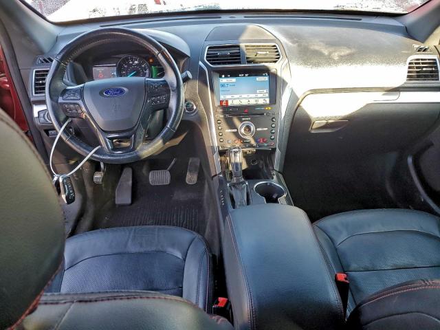 Ford Explorer Sport Image 4