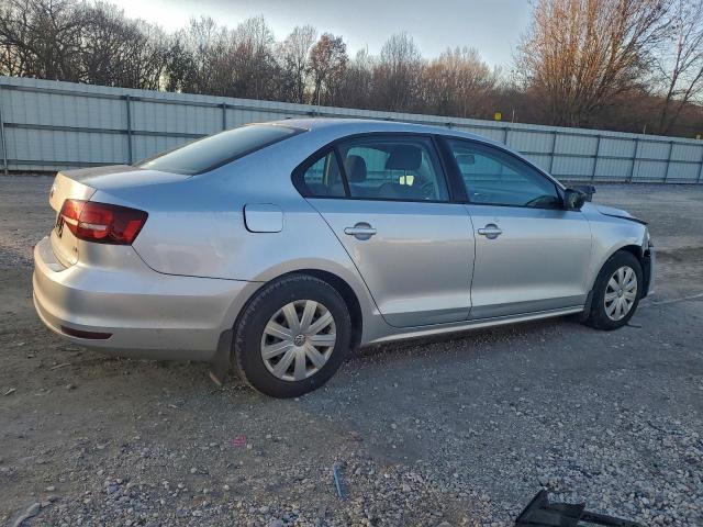 Volkswagen Jetta S Image 3